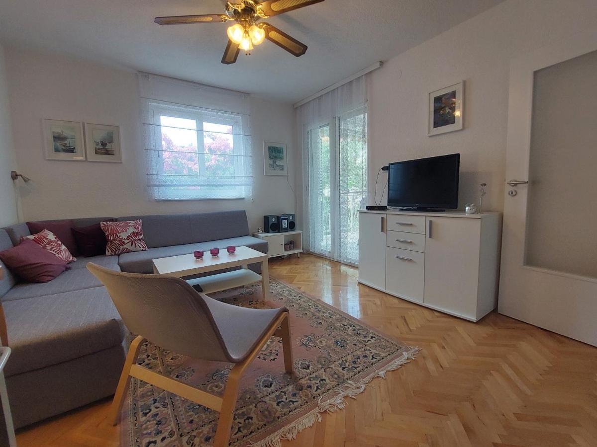 Apartment Emili Марина Экстерьер фото